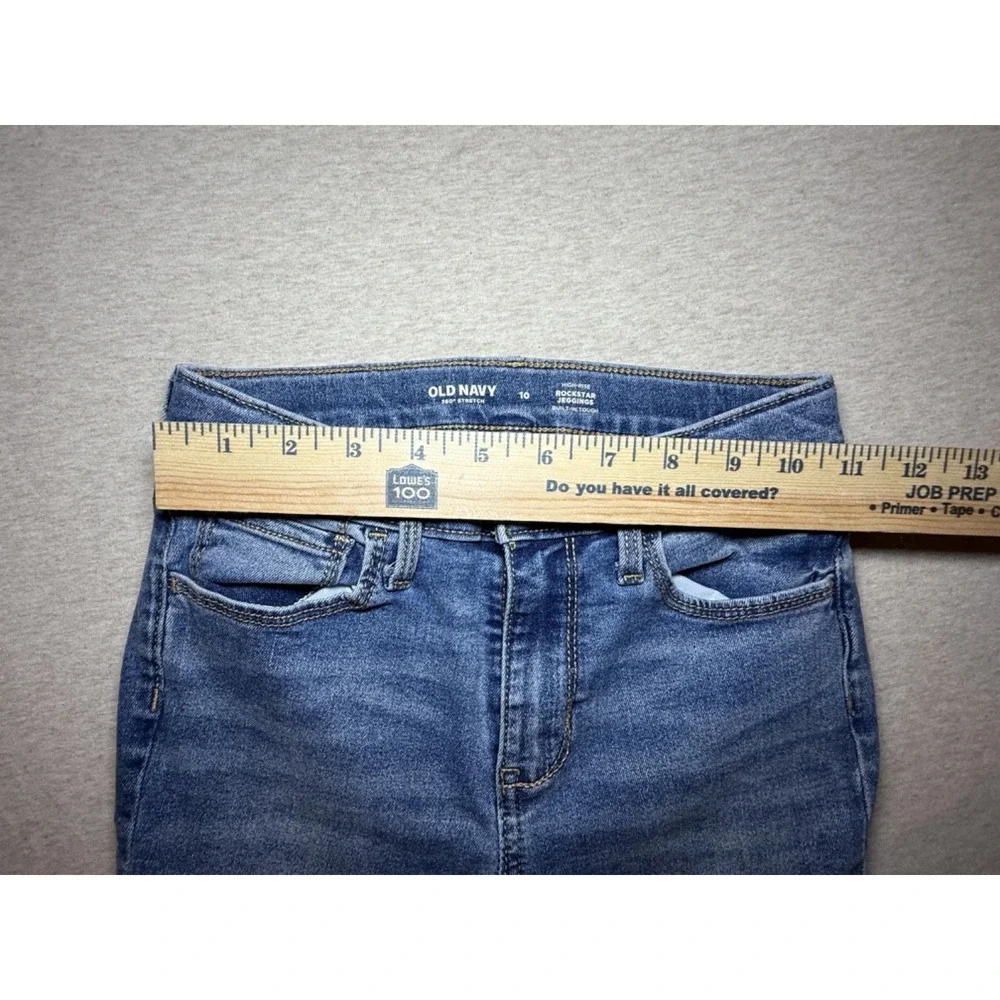 Old Navy kids rockstar jeggings. medium wash blue jean. size 10